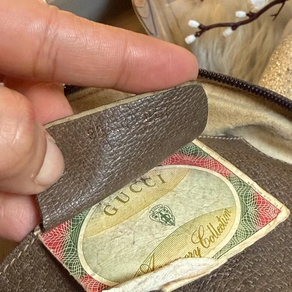 Authentic vintage Gucci web sherry line crossbody bag (WN200) - Picture 12 of 13